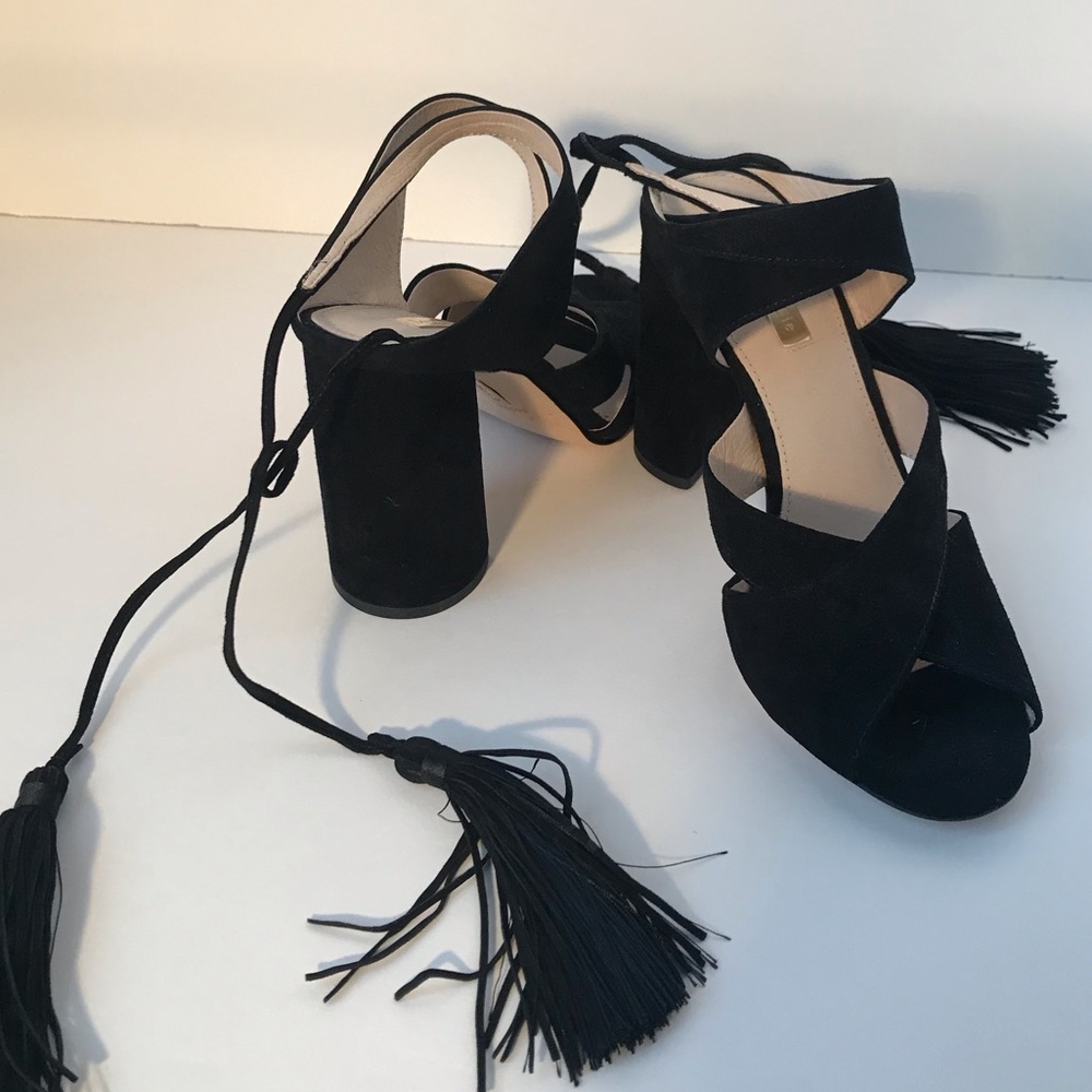 Size 8M Louise et Cie Black Suede sandal
